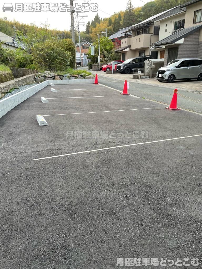 京都市西京区山田南町38-1の月極駐車場2