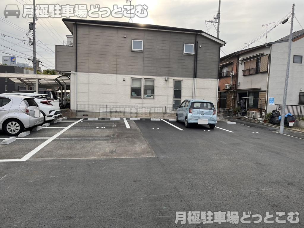 名古屋市西区枇杷島1丁目1302.1303.1304-2の1部の月極駐車場4