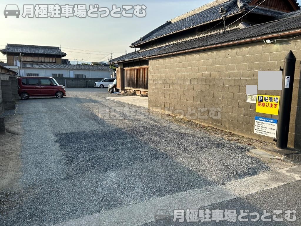 泉佐野市長滝2096の月極駐車場2