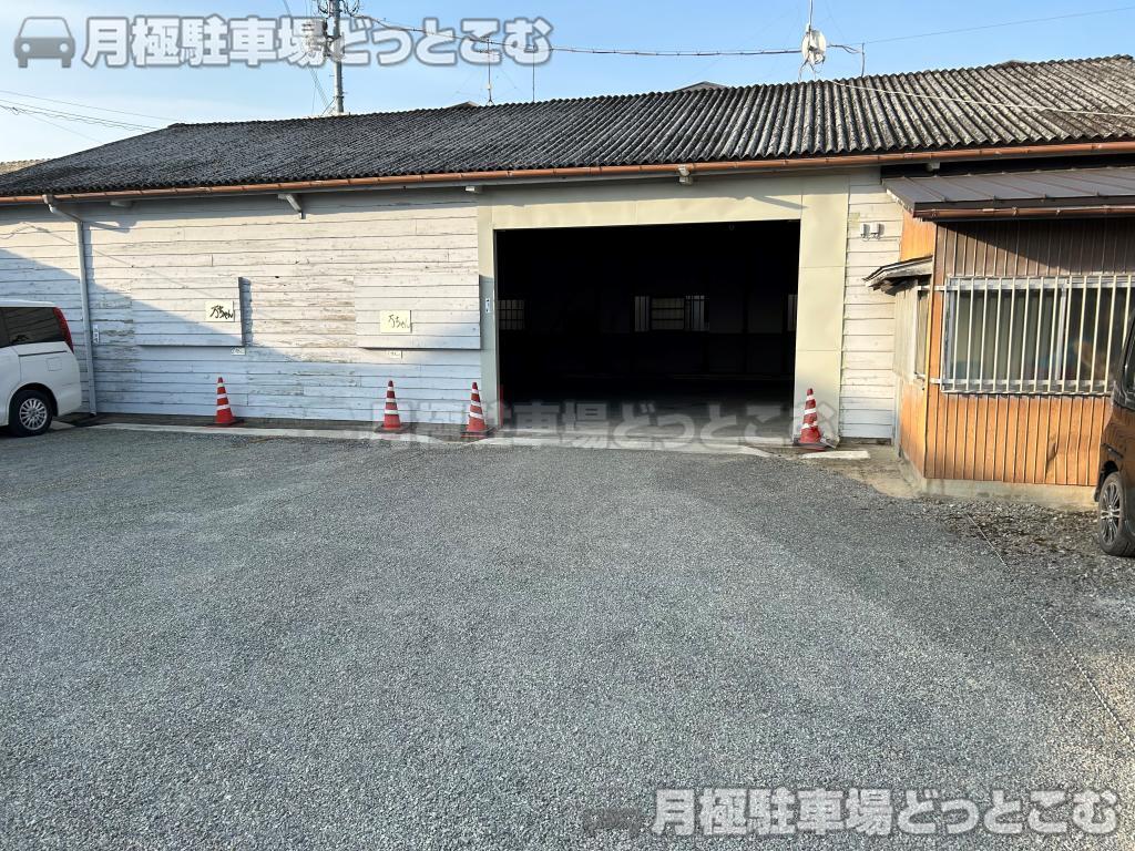 泉佐野市長滝2096の月極駐車場3