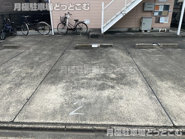 名古屋市中村区長筬町1丁目60の月極駐車場6