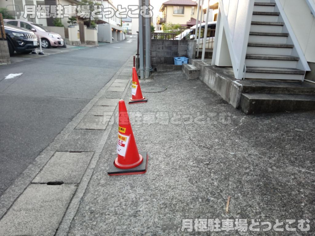 伊勢原市石田219－3の月極駐車場5