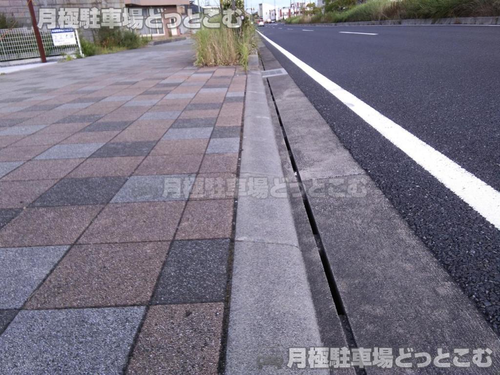 名古屋市中川区下之一色町字波花115-1の月極駐車場7