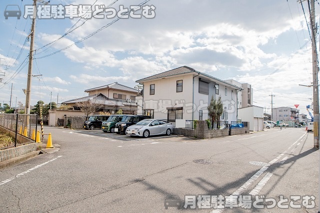 堺市北区百舌鳥西之町3-550の月極駐車場6