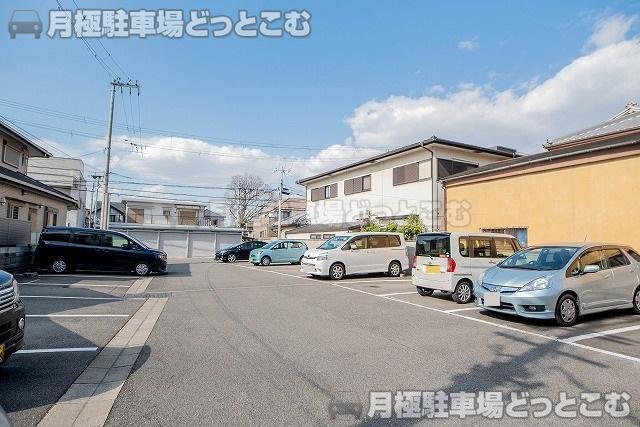 堺市北区百舌鳥西之町2-218の月極駐車場3