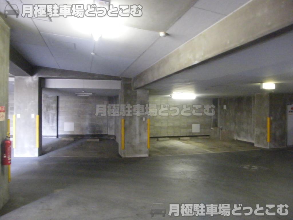 大阪市住吉区長居1丁目の月極駐車場4
