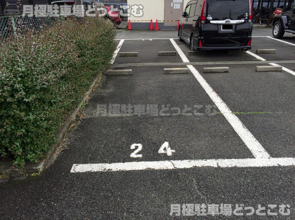 大阪市住之江区新北島2-2-29の月極駐車場4
