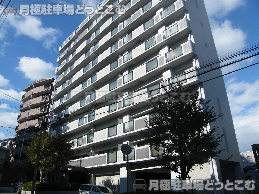 大阪市中央区玉造2-17-10の月極駐車場3