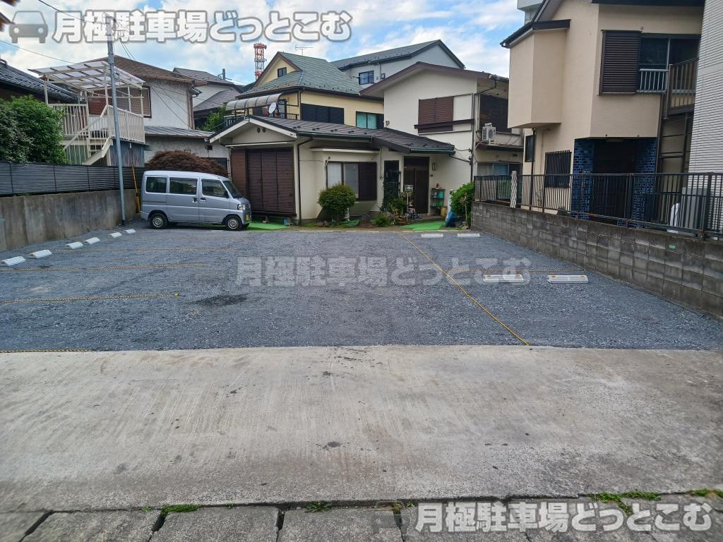 八王子市子安町2丁目7－5の月極駐車場4