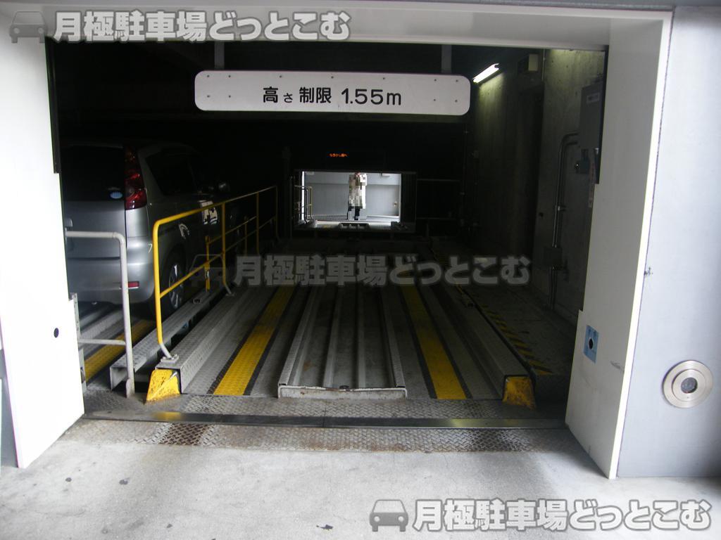 大阪市鶴見区今津中2-5-2の月極駐車場3