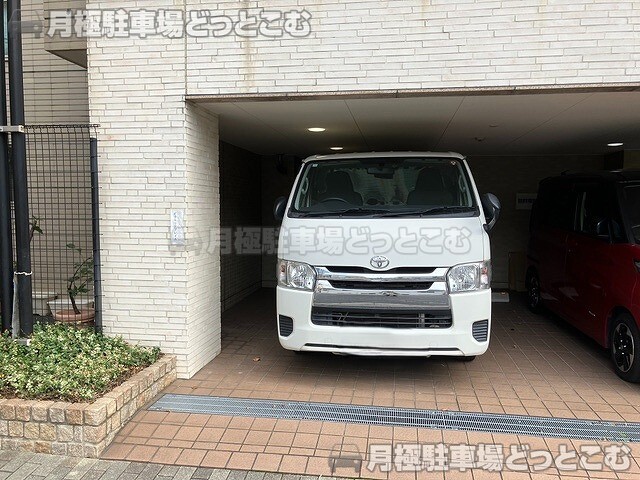 品川区西品川3丁目21－1 の月極駐車場2