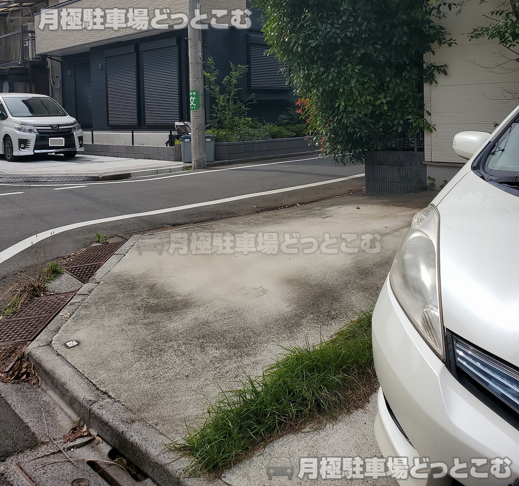 三鷹市上連雀4丁目25－12の月極駐車場2