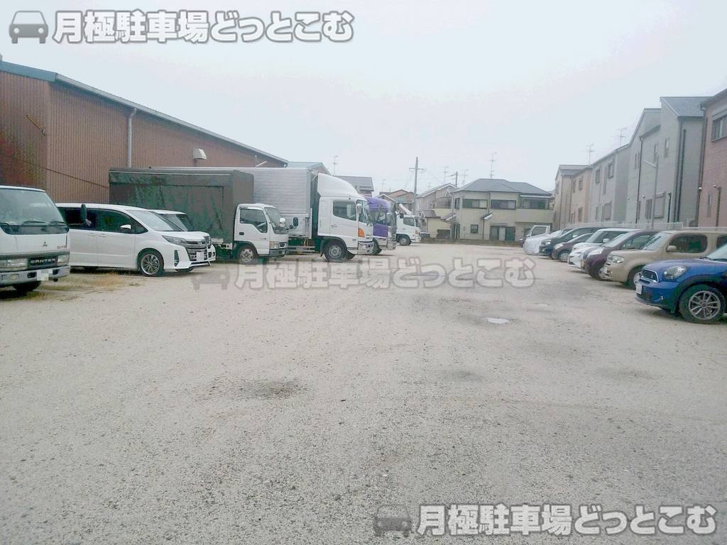 堺市西区菱木2丁2117-1の月極駐車場3