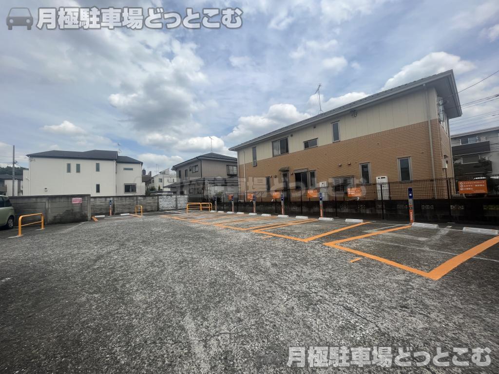 練馬区西大泉3丁目20－20 駐車場の月極駐車場3