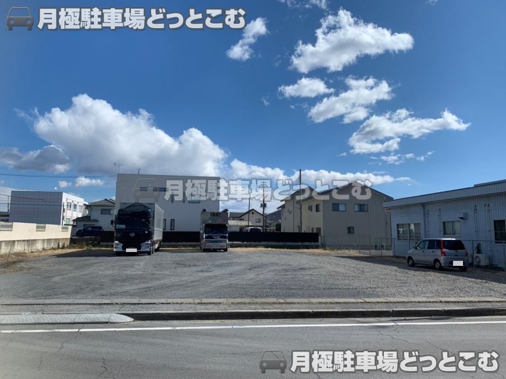 佐野市浅沼町874の月極駐車場2