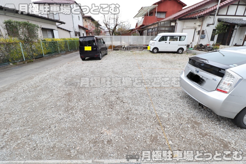 前橋市鳥羽町646-2、647-3の月極駐車場3