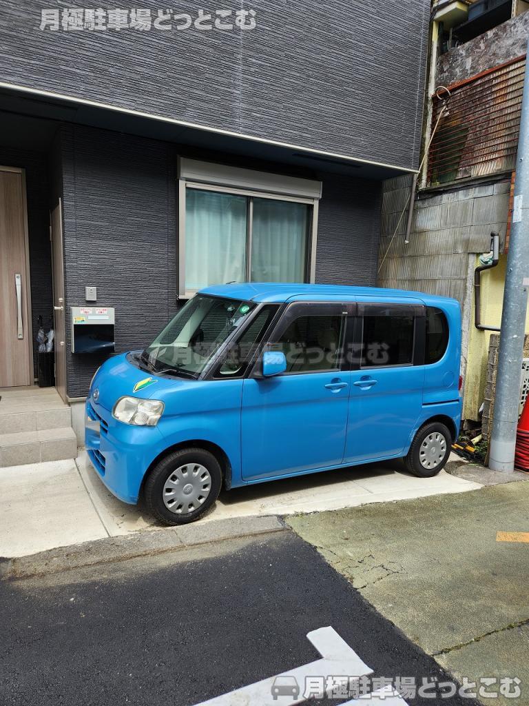 中野区中央4丁目57－4の月極駐車場2