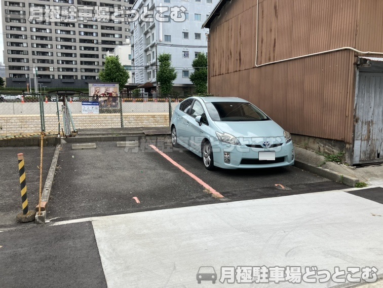 名古屋市中村区名駅南2丁目116の月極駐車場2
