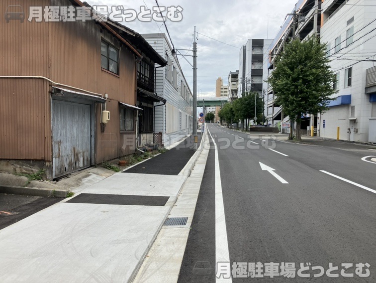 名古屋市中村区名駅南2丁目116の月極駐車場4