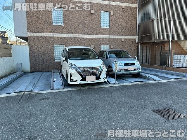 京都市左京区田中門前町103-19の月極駐車場2