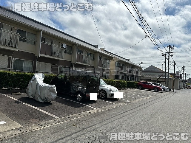 安城市今本町4丁目9-1の月極駐車場2
