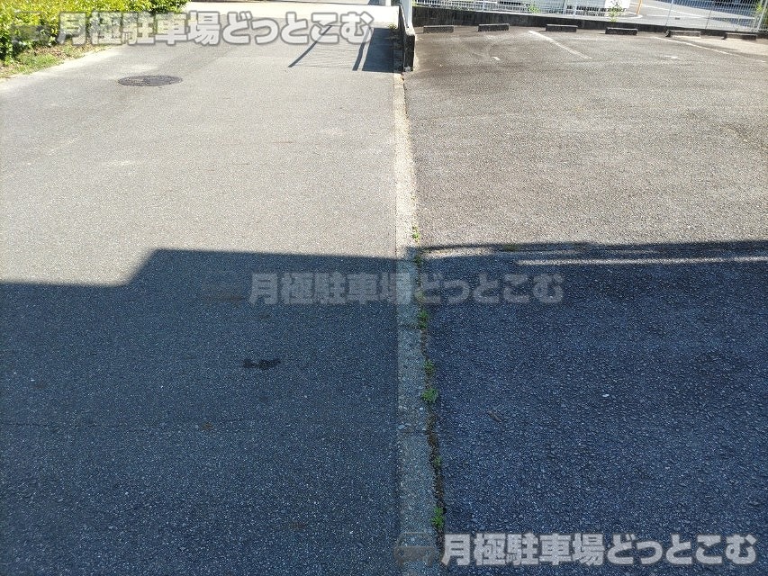 岡崎市柱曙3丁目10-6の月極駐車場6
