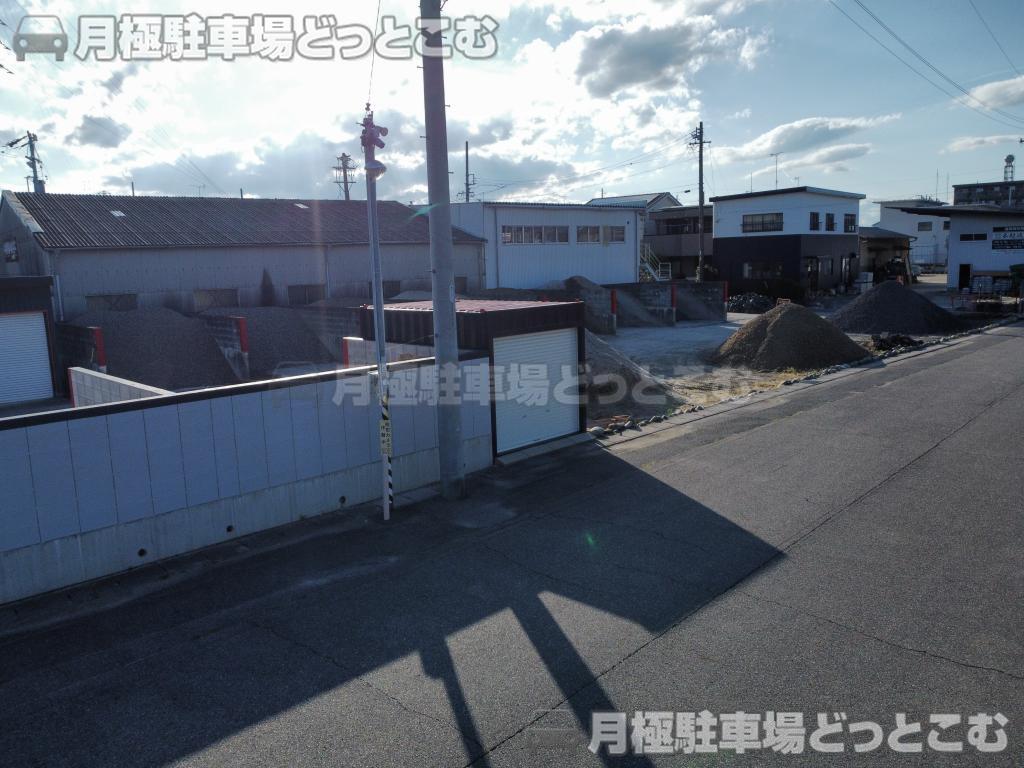 一宮市神戸町40の月極駐車場10