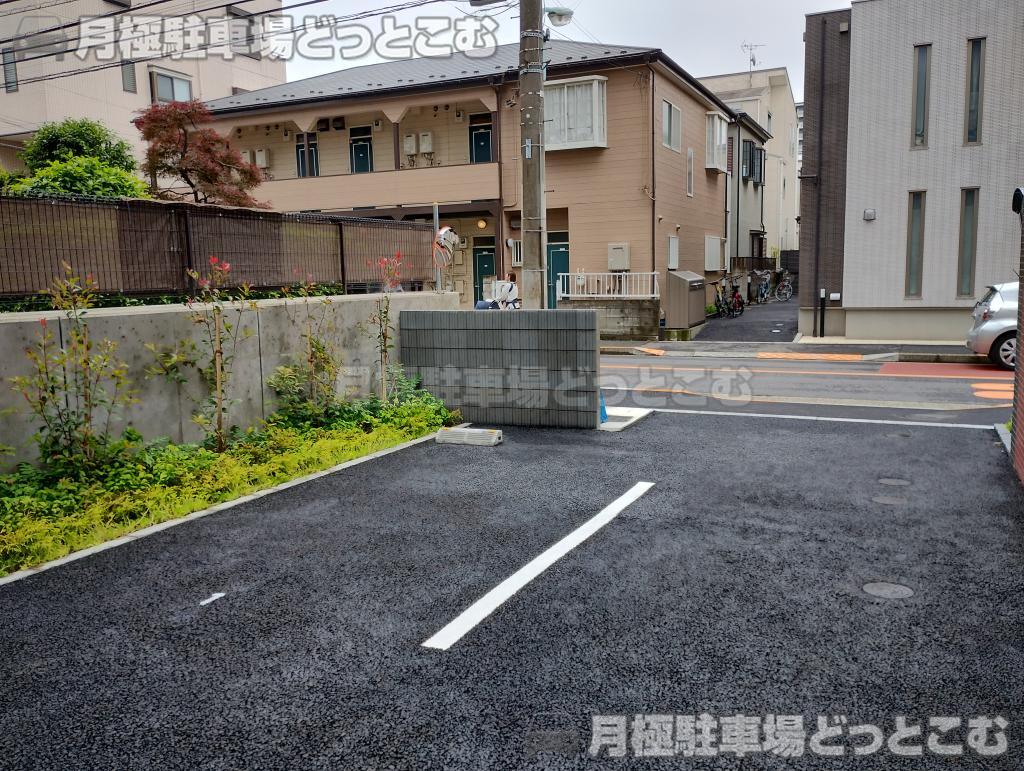 江戸川区西小岩3丁目35－26の月極駐車場2