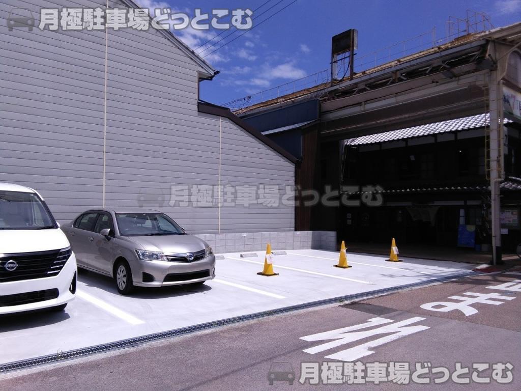 洲本市本町7丁目271-2の月極駐車場9
