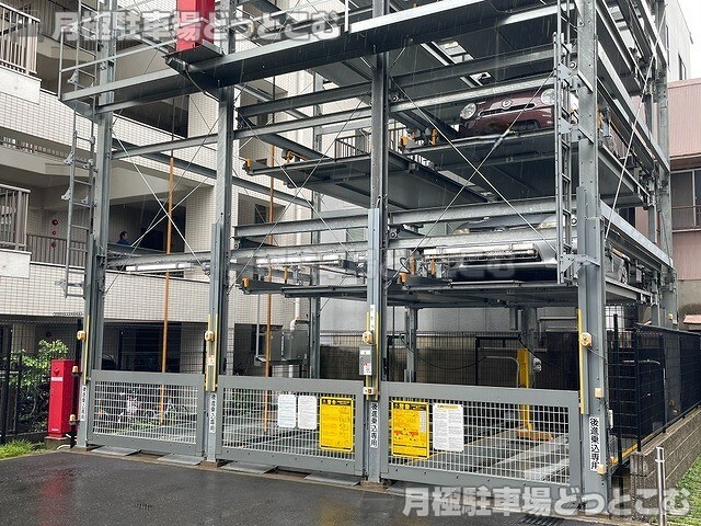 名古屋市西区花の木2丁目13-23の月極駐車場2