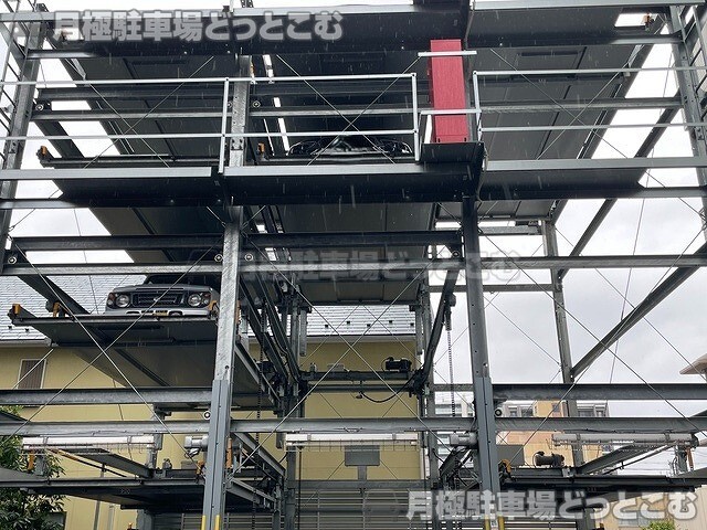 名古屋市西区花の木2丁目13-23の月極駐車場3