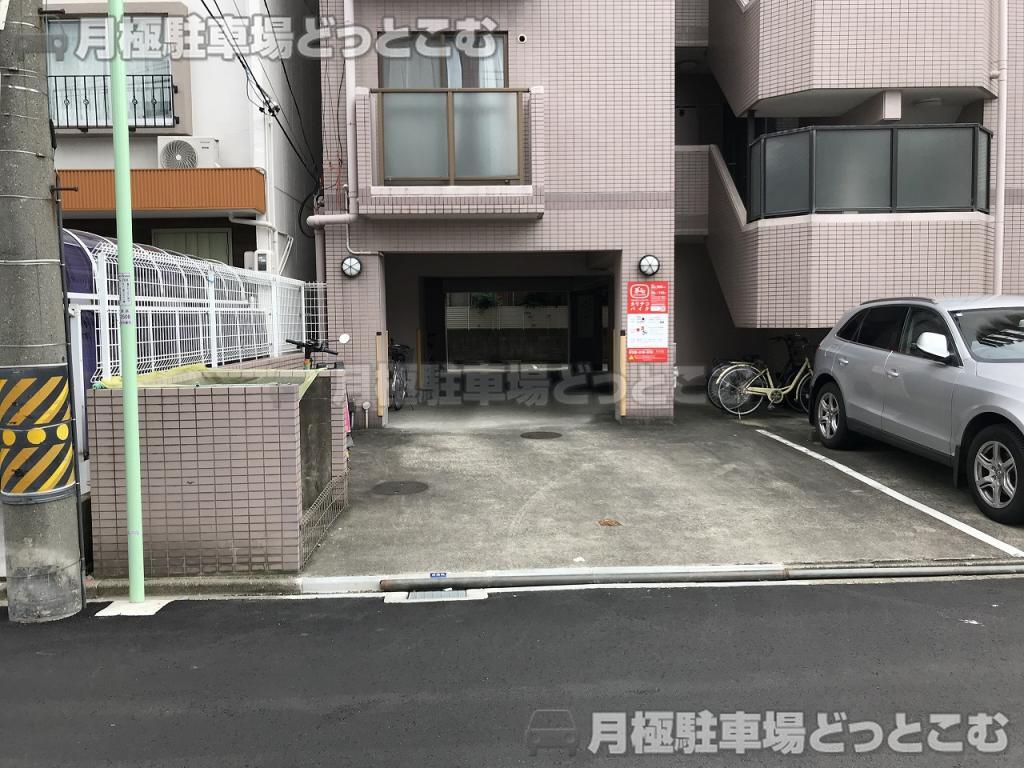 名古屋市西区新道1丁目13-29の月極駐車場8