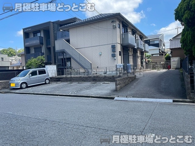 岡崎市明大寺町字池下54の月極駐車場2