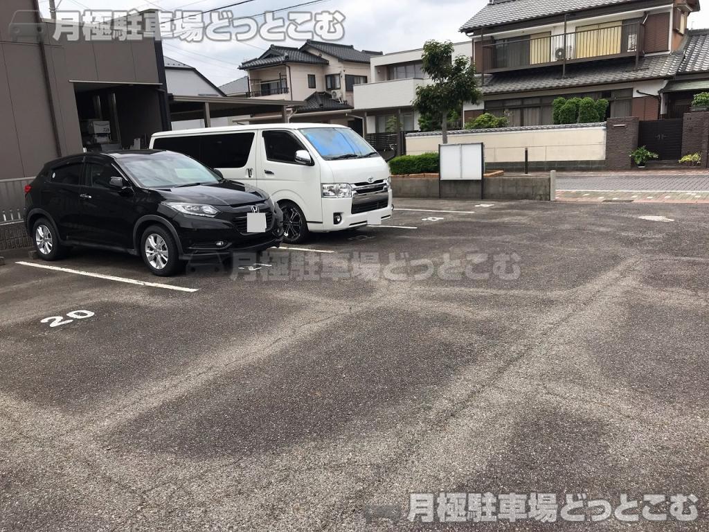 名古屋市守山区小幡中2丁目1407の月極駐車場5
