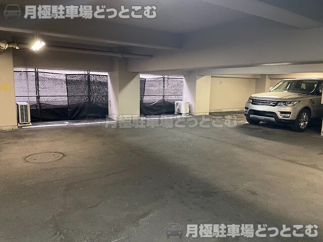 名古屋市中区丸の内3丁目15-15の月極駐車場2