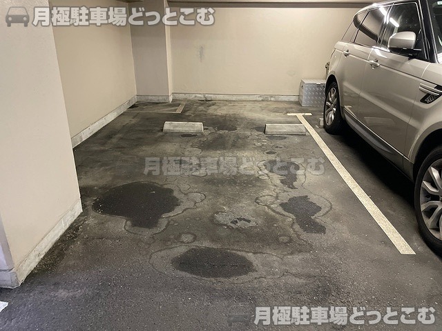 名古屋市中区丸の内3丁目15-15の月極駐車場4