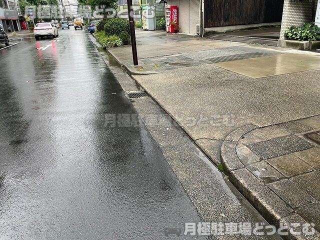 名古屋市中区丸の内3丁目15-15の月極駐車場6
