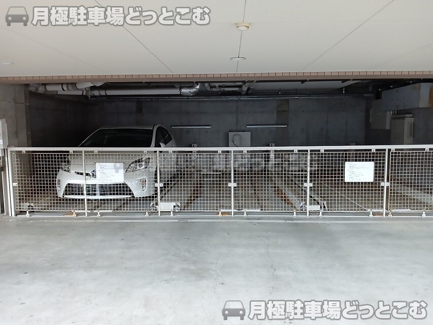 大田区鵜の木2丁目27-7の月極駐車場6