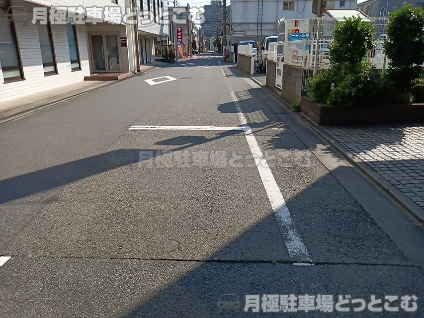 大田区鵜の木2丁目27-7の月極駐車場8