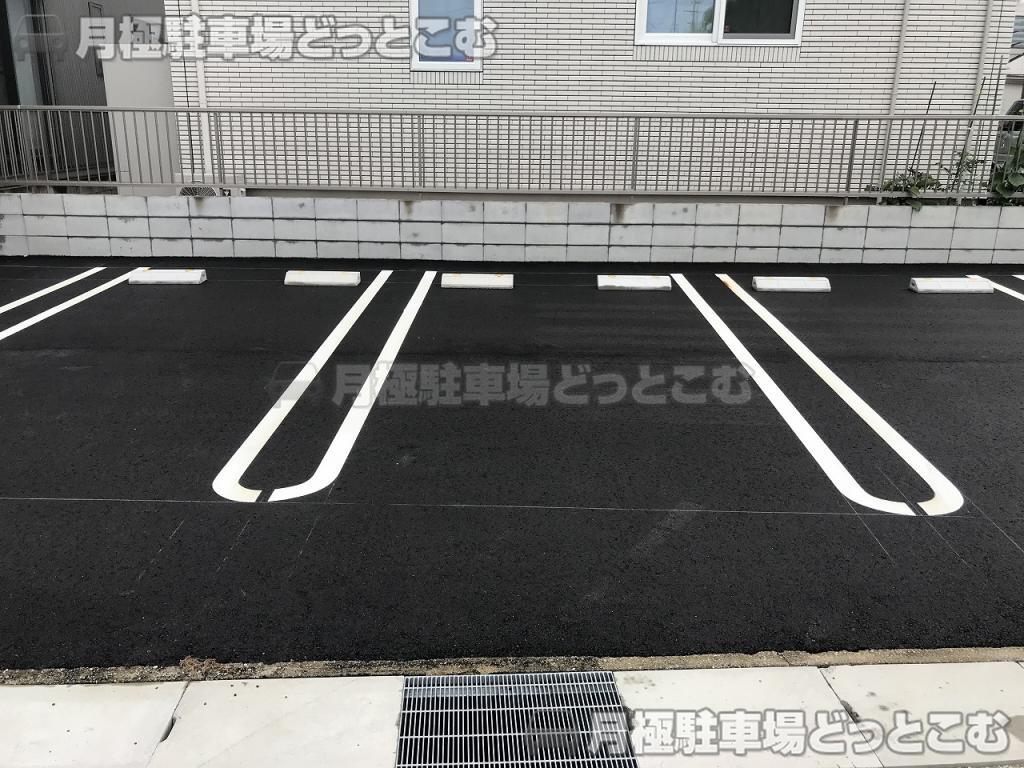 春日井市梅ケ坪町25の月極駐車場5