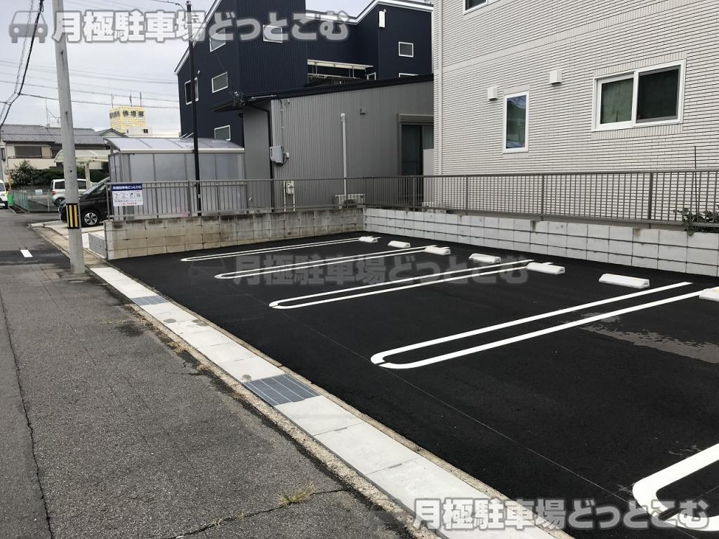 春日井市梅ケ坪町25の月極駐車場7
