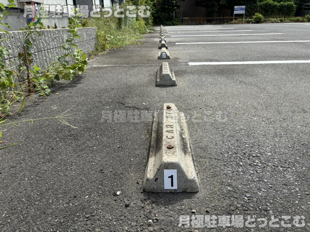 名古屋市中村区日比津町3丁目44,45の月極駐車場4