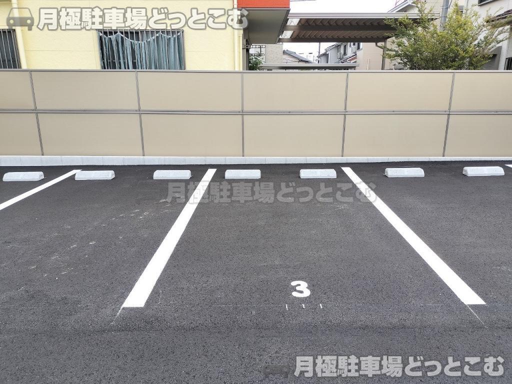稲沢市井之口大宮町206-7.206-8.206-9の月極駐車場4