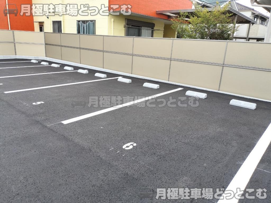 稲沢市井之口大宮町206-7.206-8.206-9の月極駐車場7