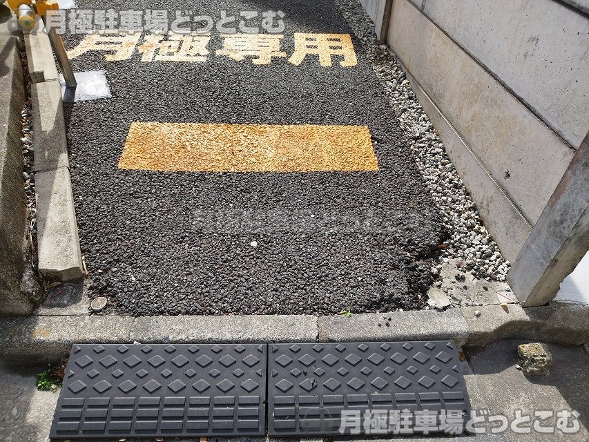 文京区本郷6丁目14の月極駐車場6