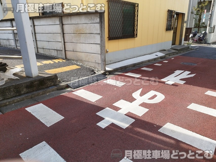 文京区本郷6丁目14の月極駐車場9