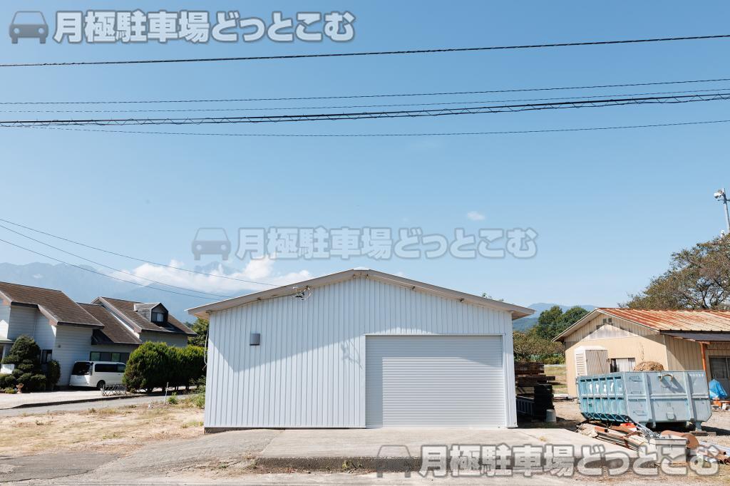 北杜市武川町牧原724-1の月極駐車場10