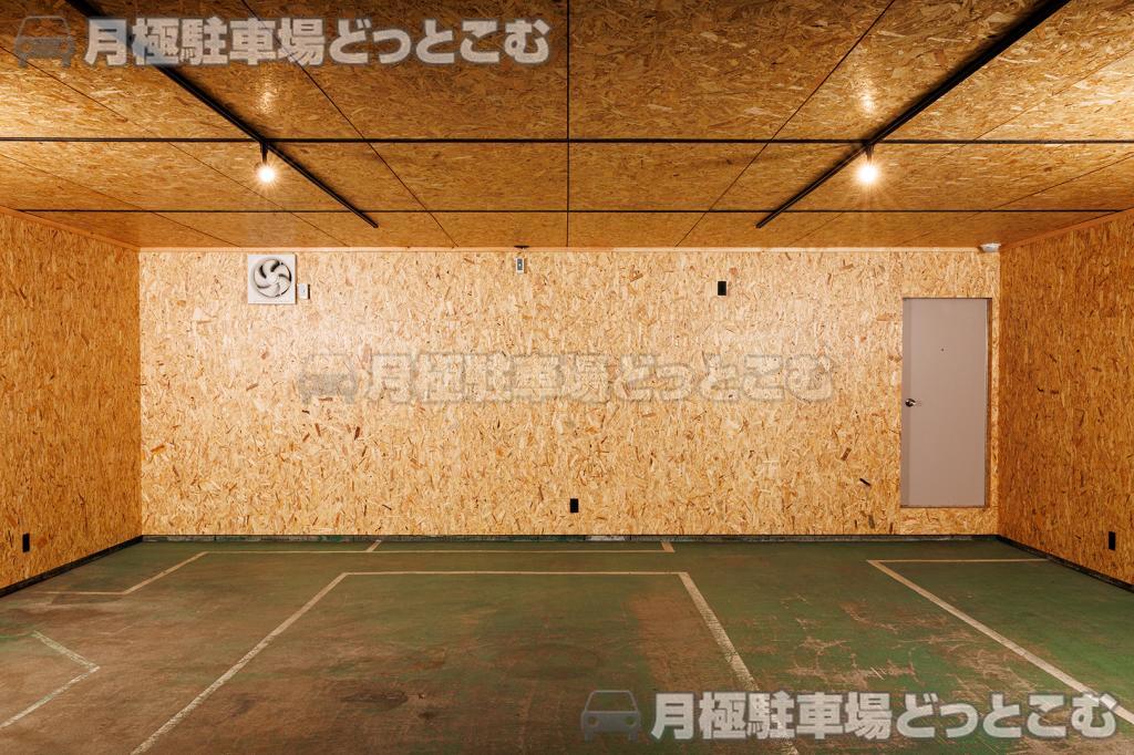 北杜市武川町牧原724-1の月極駐車場6