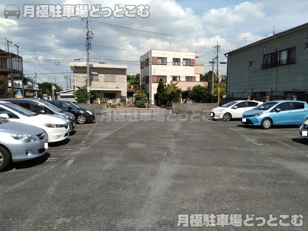 名古屋市南区泉楽通1丁目3－5の月極駐車場3