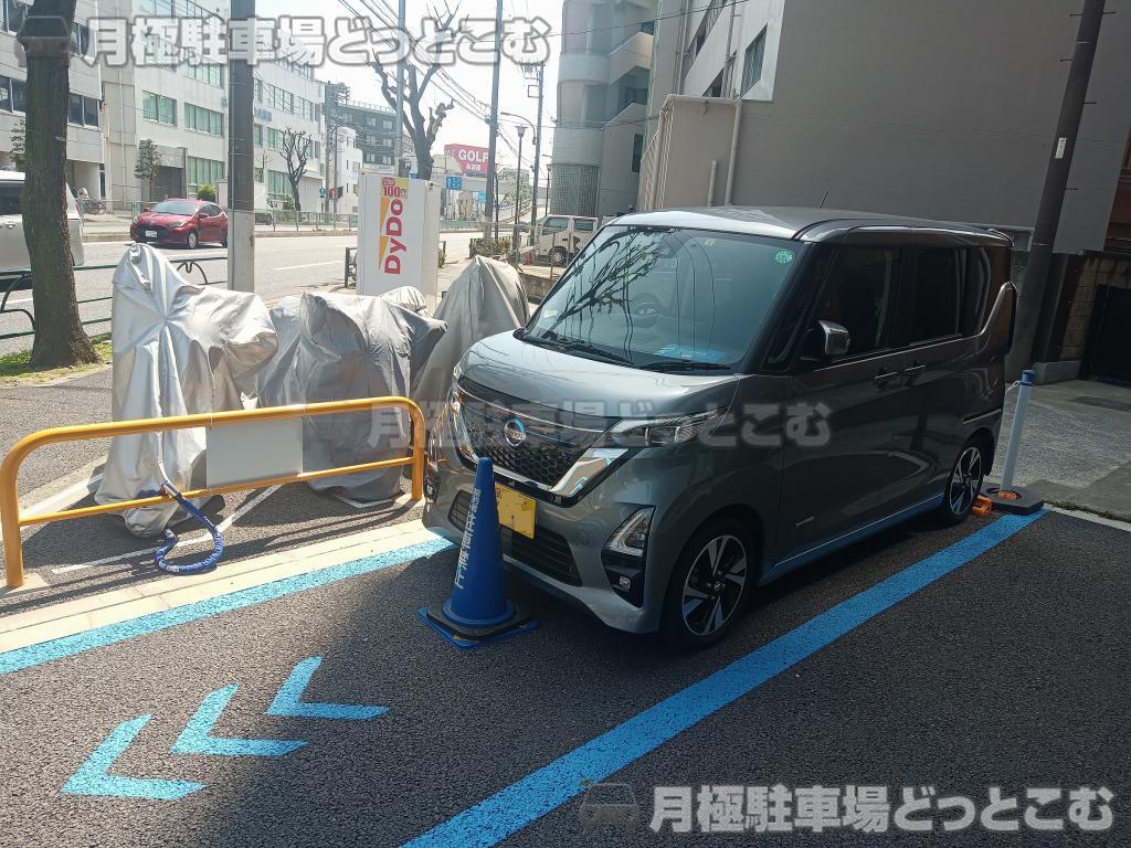 大田区矢口1丁目5－6 矢口ブラウンハイツの月極駐車場1